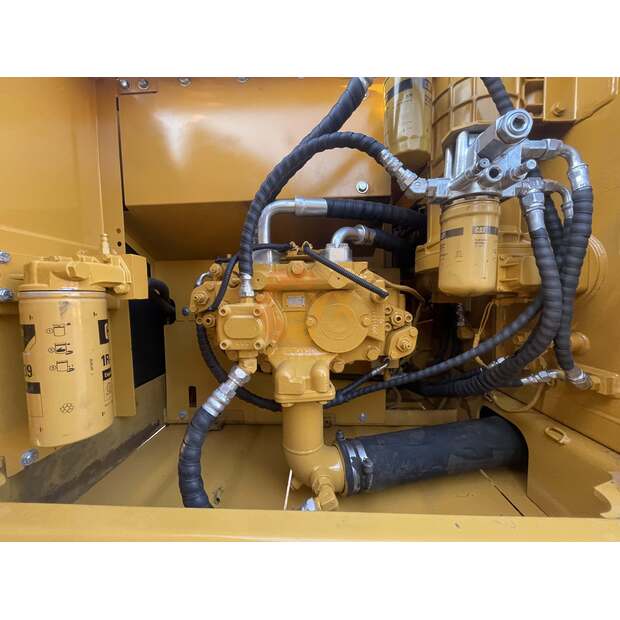 2022 Caterpillar 320D-45441636