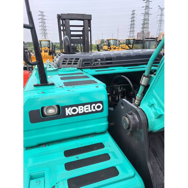 2024 كوبيلكو SK200-45442132