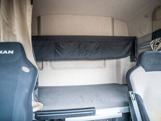 2018-man-tgx-18-460-1423227-45442364