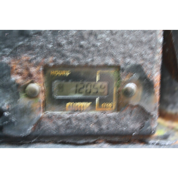 2014 تيريكس TA3S-45442498