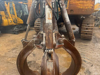 2011-fuchs-mhl-335-1423250-45444105