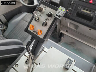 2017-mercedes-benz-econic-1830-1241769-45444150