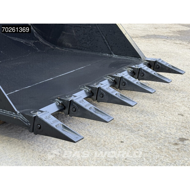 2024 CW30 1400MM - CW30 - 711kg -1136 LTR-45444223