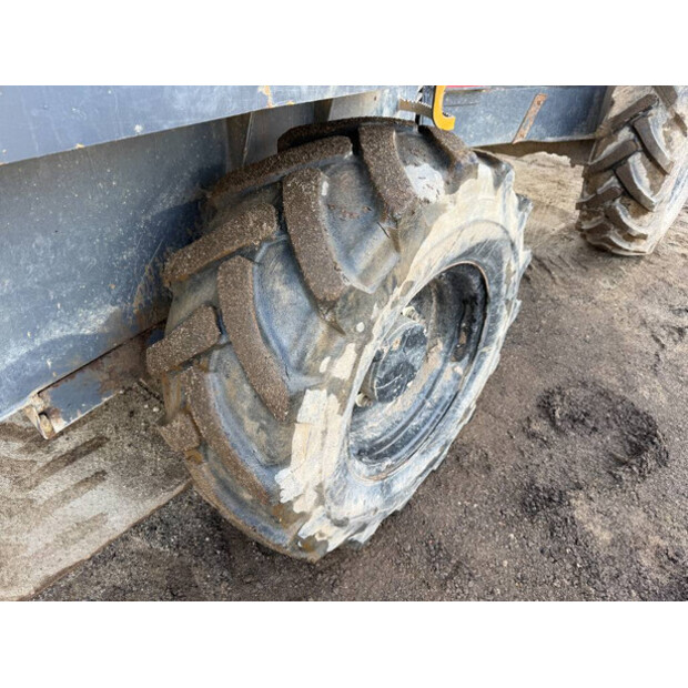 2011 تيريكس TA6S-45444328