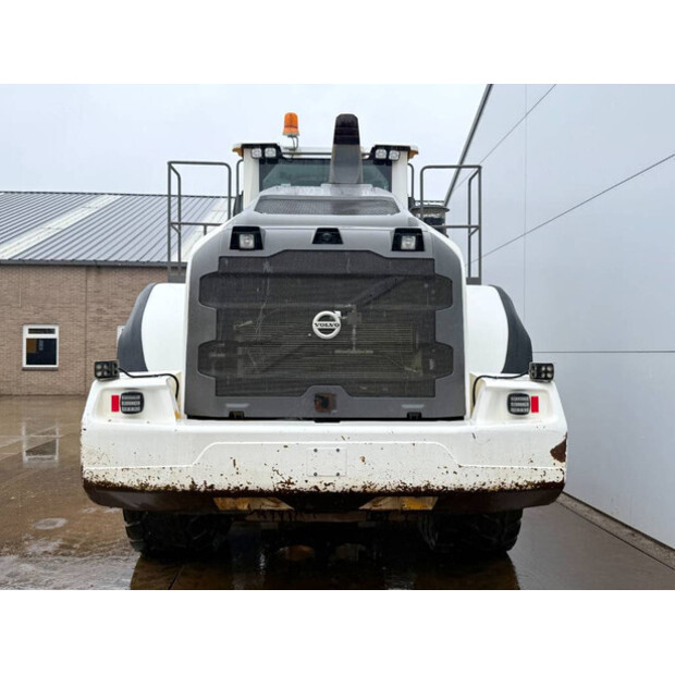 2015 فولفو L180H-45444354