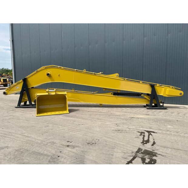 2025 كوماتسو PC220-45444916