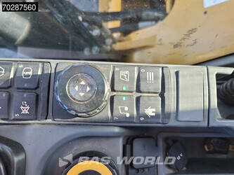 2020-caterpillar-320-1423330-45445163