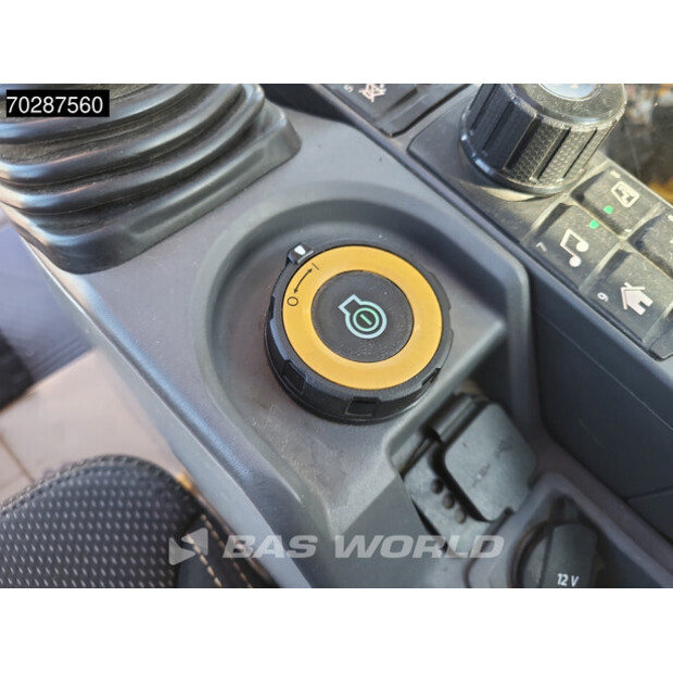 2020 كاتربيلر 320-45445165