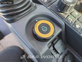 2020-caterpillar-320-1423330-45445165