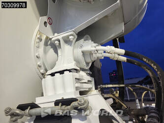 2021-mercedes-benz-arocs-3240-45445332