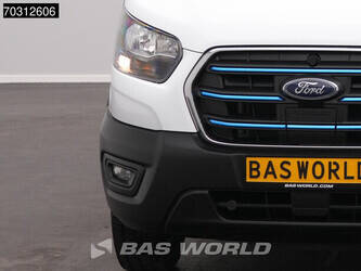 2023-ford-transit-1423352-45445476