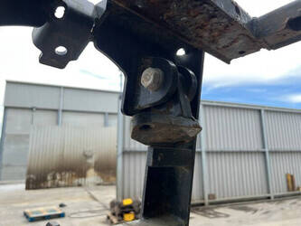 caterpillar-320d-1423368-45445713