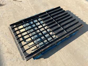 2013-caterpillar-320d-1423369-45445725