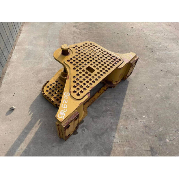 2021 كاتربيلر D4 NG-45445927