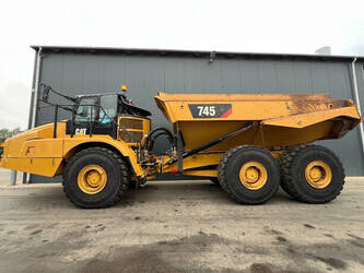 2019-caterpillar-745-04a-45446824