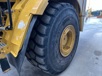 2019-caterpillar-745-04a-45446842