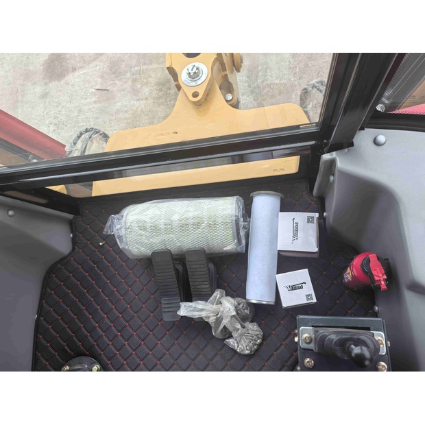 2023 Caterpillar 420F-45447527