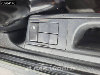 2009-renault-thomas-45447716