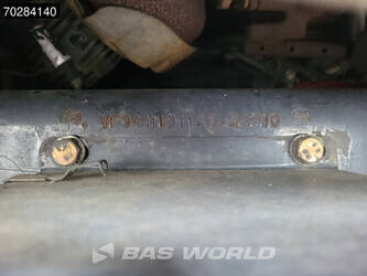 2009-renault-thomas-45447731