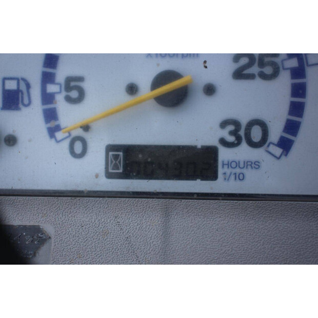 ميتسوبيشي GCR22-45447894