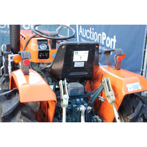 KUBOTA B1500DT-45448155