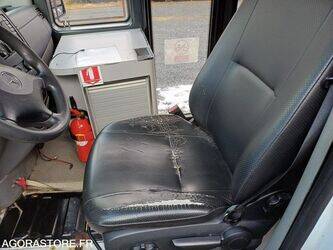 2015-mercedes-benz-sprinter-1414958-45462328