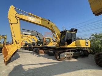 صورة ل حفارات مجنزرة 2022 كوماتسو PC360