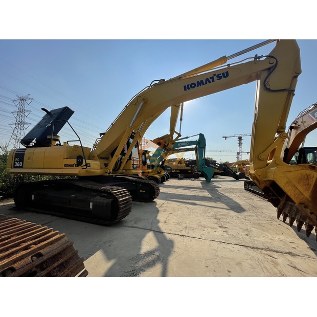 2022 Komatsu PC360-45462343