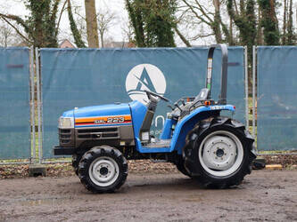 Image for TRACTORS Iseki Sial 223