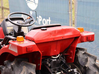 mitsubishi-mt165-1423594-45462874