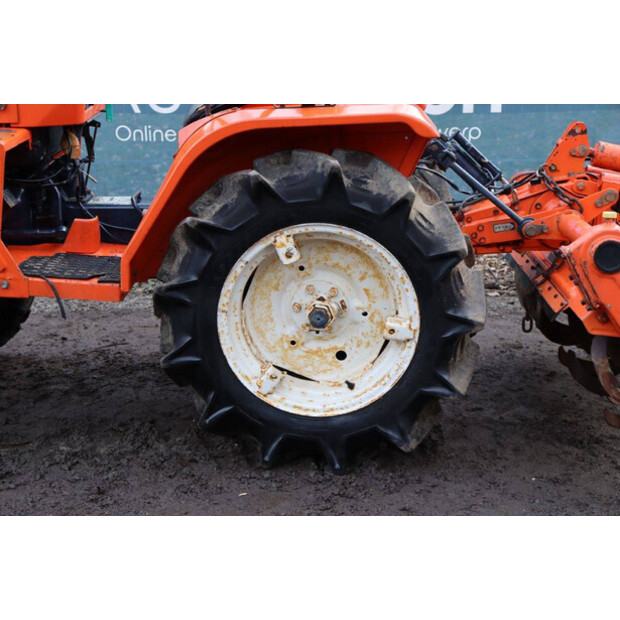 KUBOTA B1502DT-45463155