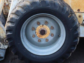 bobcat-725-1423607-45463374