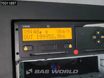 2017-mercedes-benz-antos-2540-1423540-45463794