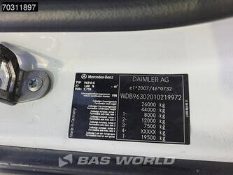 2017-mercedes-benz-antos-2540-1423540-45463797