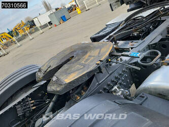 2010-volvo-fm450-1423631-45464332