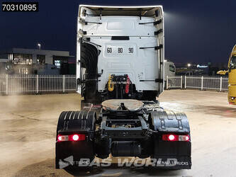 2020-renault-t440-1423636-45464493