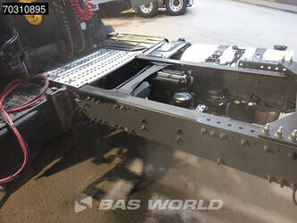 2020-renault-t440-1423636-45464496