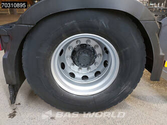 2020-renault-t440-1423636-45464500