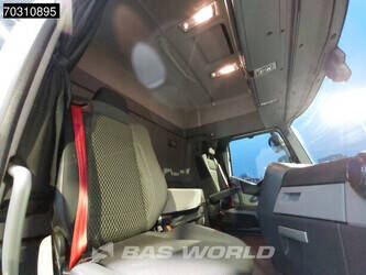 2020-renault-t440-1423636-45464505