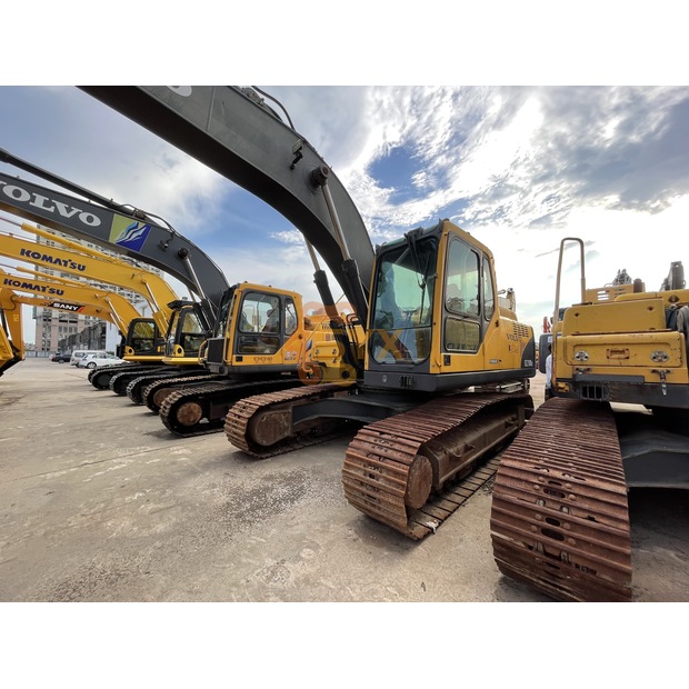 2023 Volvo EC210BLC-45464632