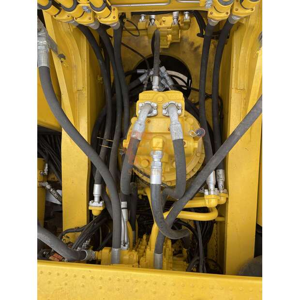 2021 Komatsu PC450-8-45464647