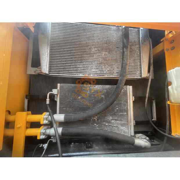 2021 Hyundai 350L VS-45464673