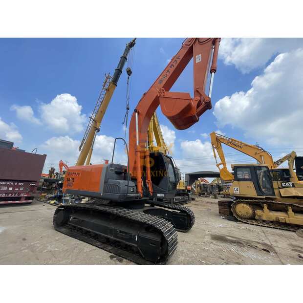 2022 Hitachi ZX240-3G-45464737
