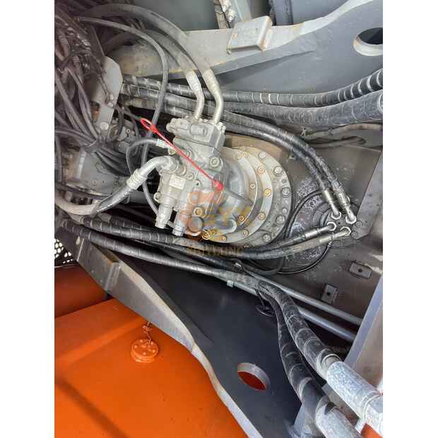 2022 Hitachi ZX240-3G-45464744