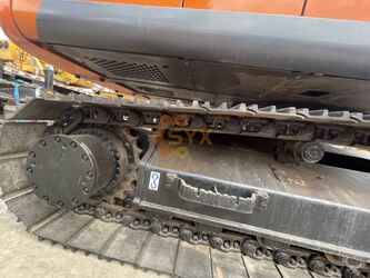 2022-hitachi-zx240-3g-1423658-45464748