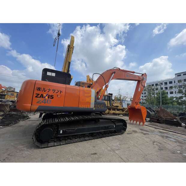 2022 Hitachi ZX240-3G-45464749
