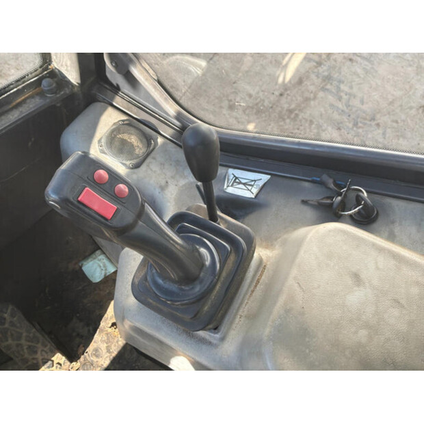 2019 Hitachi ZW75-45464773