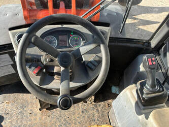 2019-hitachi-zw75-1423659-45464774