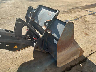 2019-hitachi-zw75-1423659-45464786