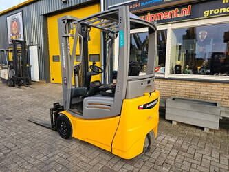 2018-jungheinrich-efg213-45464869